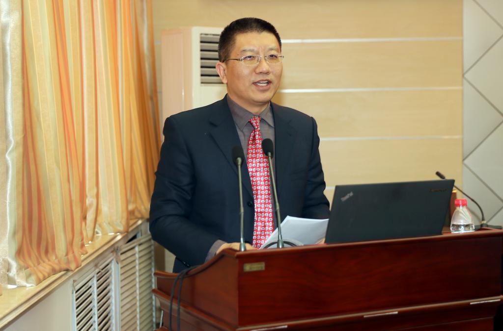 省职教学天博b综合体育app官网副天博b综合体育app官网长、陕能职院院长刘予东作大天博b综合体育app官网总结
