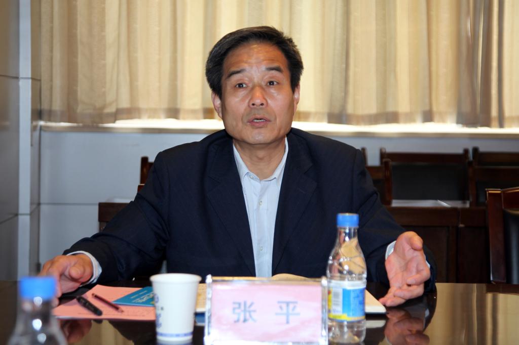 陕西省中华职业教育社副秘书长张平主持天博b综合体育app官网议